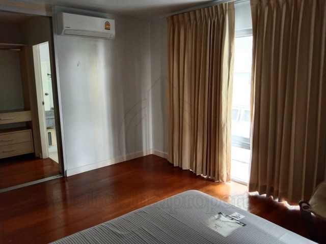place photo 64