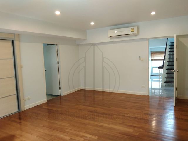 place photo 72