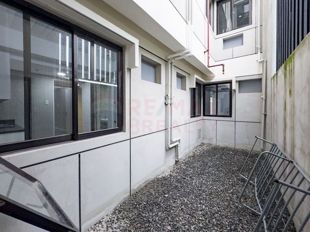 place photo 81