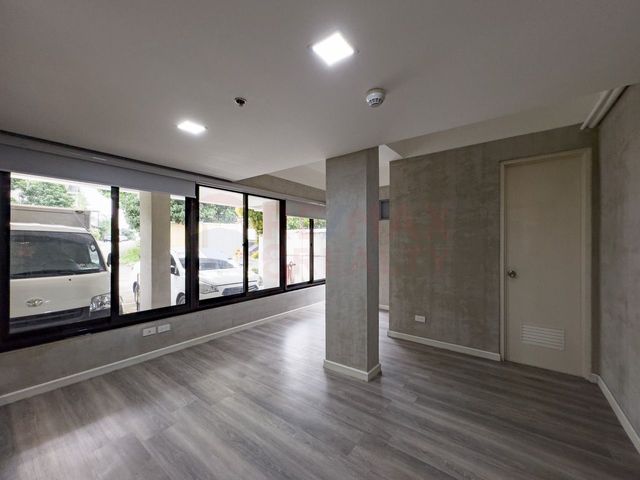 place photo 76