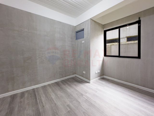 place photo 87