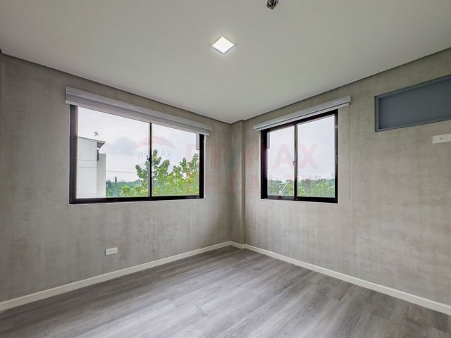 place photo 48