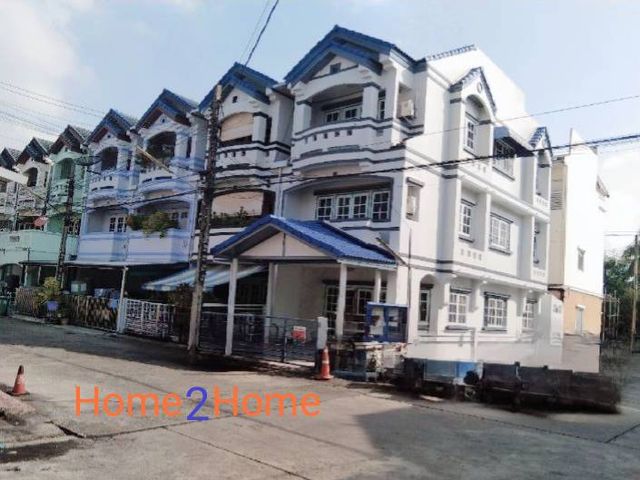 ขาย ทาวน์โฮม 3 ชั้น นนทกาญจน์ พระราม5-นครอินทร์