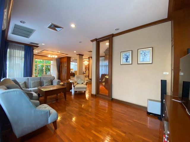 place photo 66