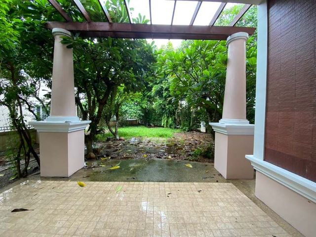 place photo 60