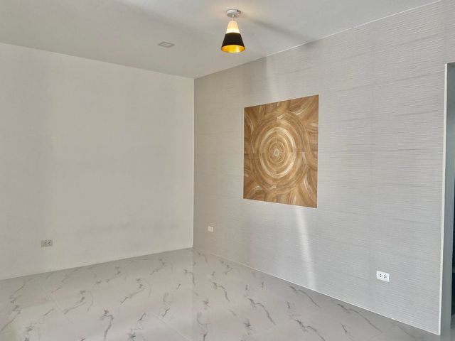 place photo 58