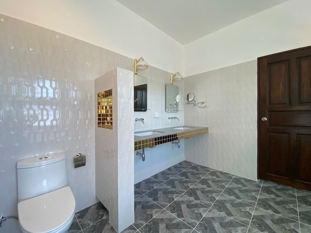 place photo 46