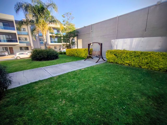 place photo 26