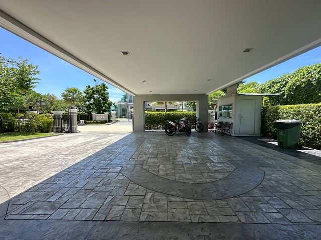 place photo 40