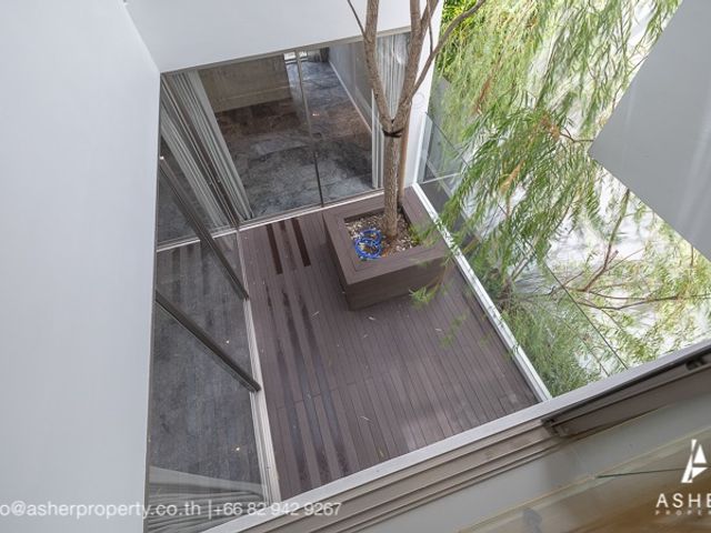 place photo 49