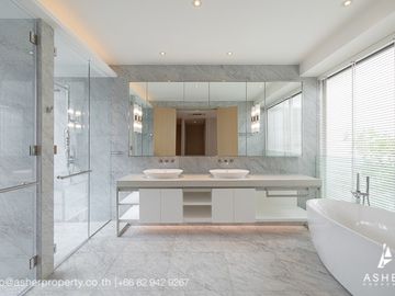 place photo 52