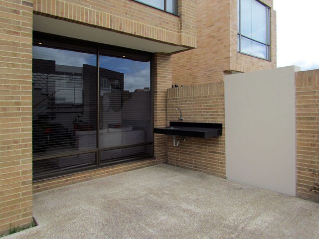 place photo 48