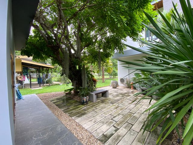 place photo 68