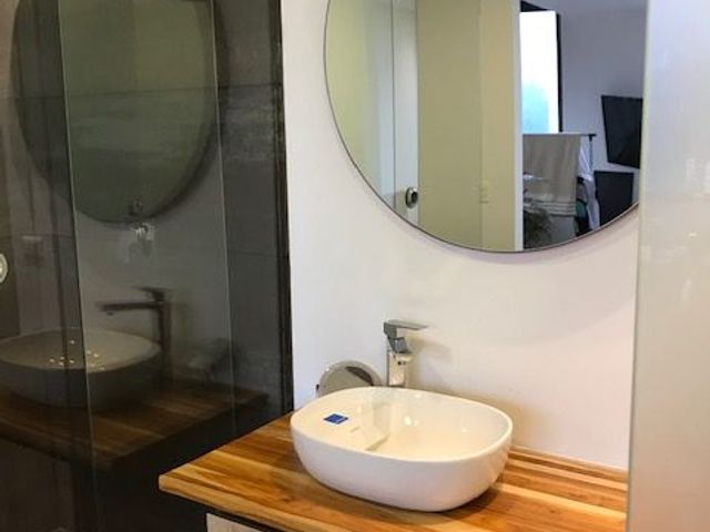 place photo 47