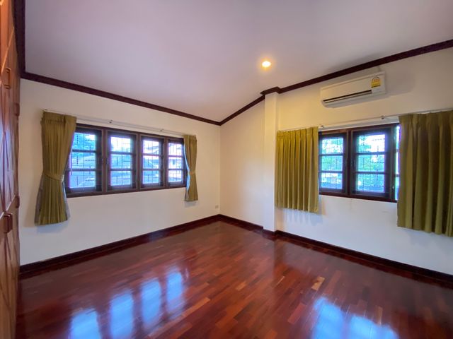 place photo 48