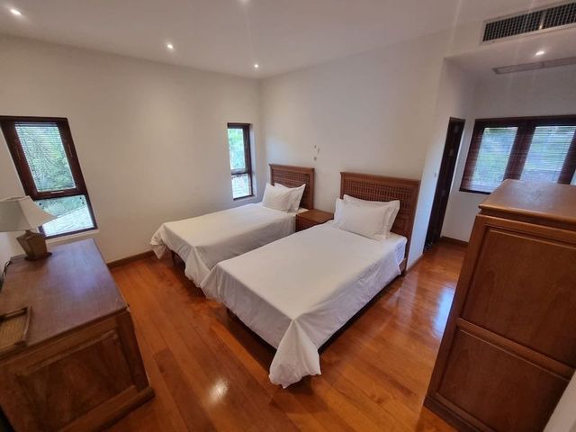 place photo 57