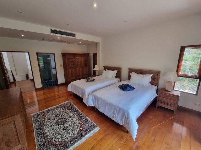 place photo 52