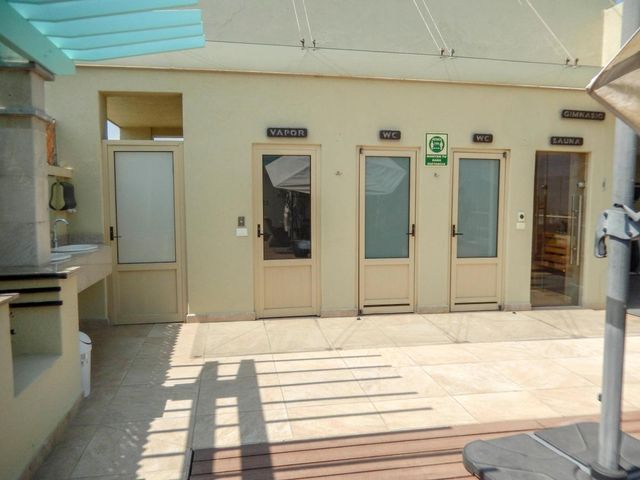 place photo 39
