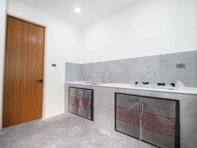 place photo 72