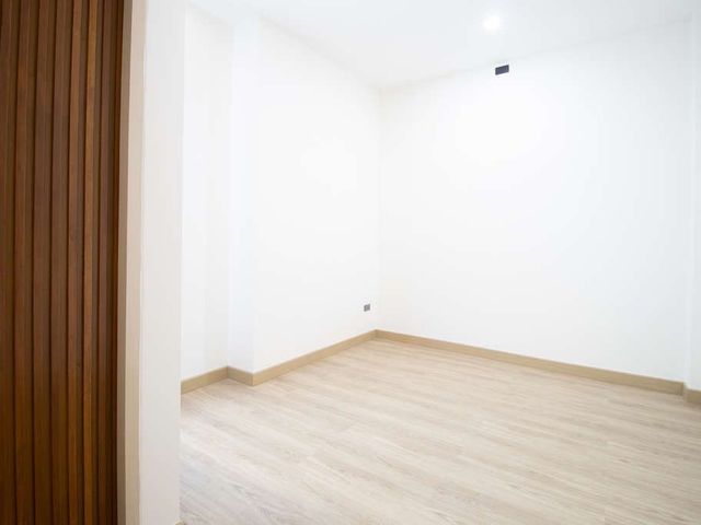 place photo 55