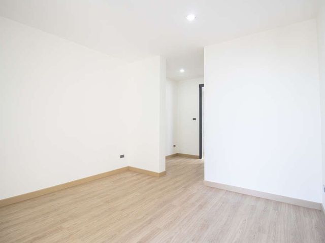 place photo 61