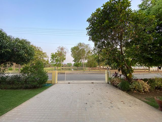 place photo 51
