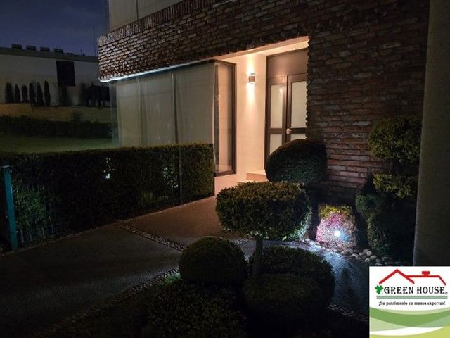 place photo 49