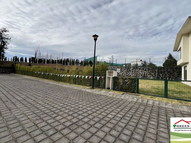 place photo 50