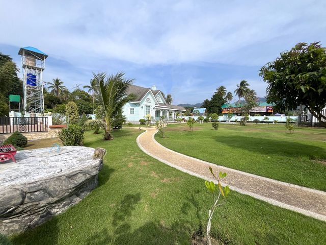 place photo 24