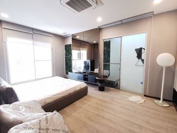 place photo 48