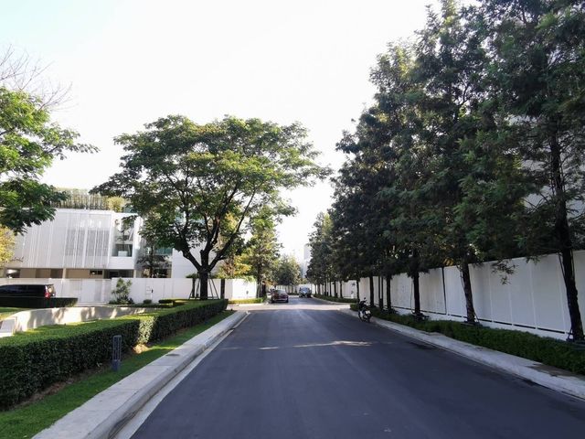 place photo 65