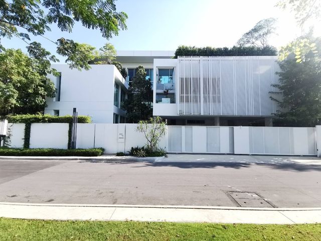 place photo 67