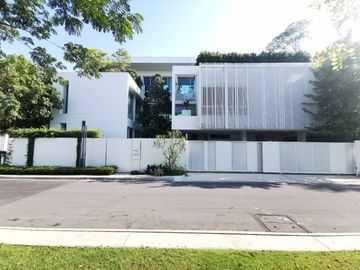 place photo 67