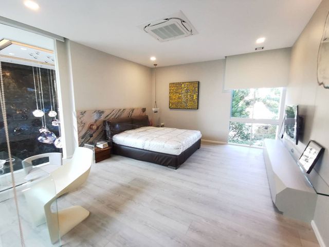place photo 53