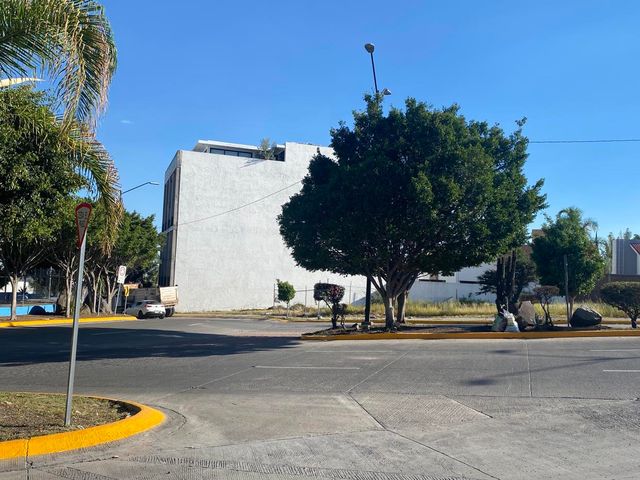 SE RENTA TERRENO CAÑADA DEL REFUGIO LEON, GTO.