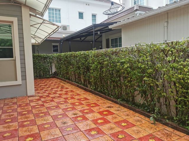 place photo 65