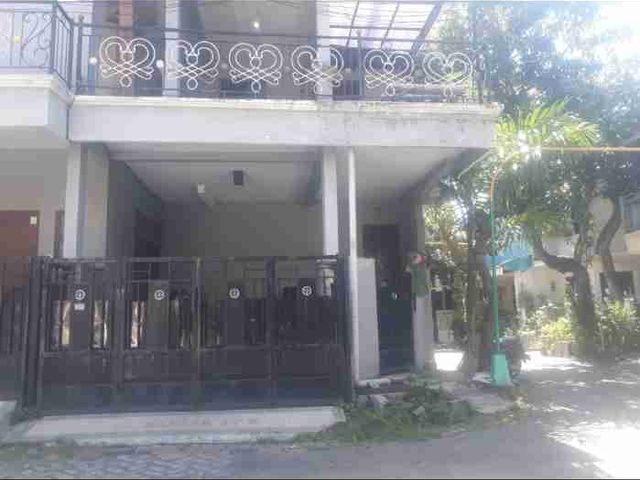 Di jual Rumah siap huni pojok hook GKB kec. Manyar Gresik