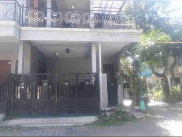 Di jual Rumah siap huni pojok hook GKB kec. Manyar Gresik