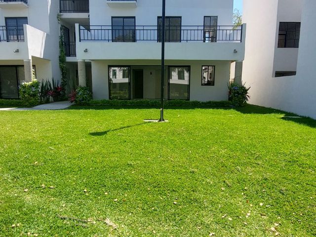 place photo 23