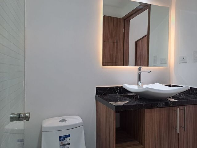 place photo 39