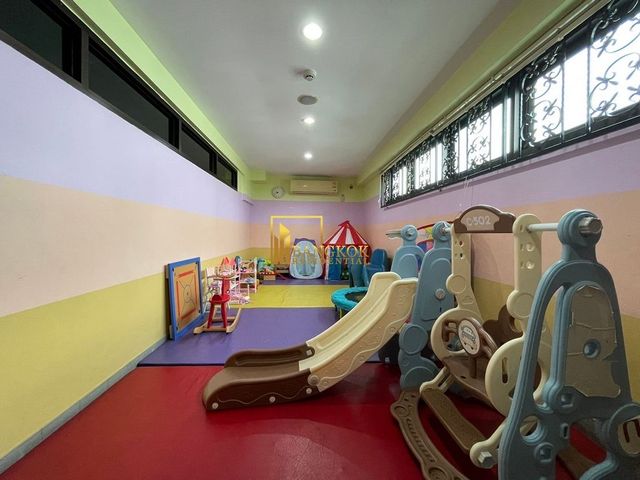 place photo 52