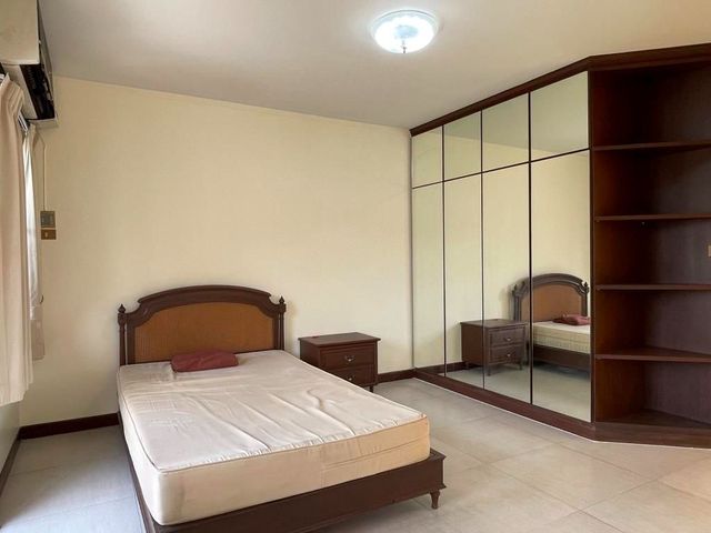 place photo 64