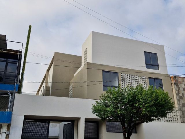 place photo 34