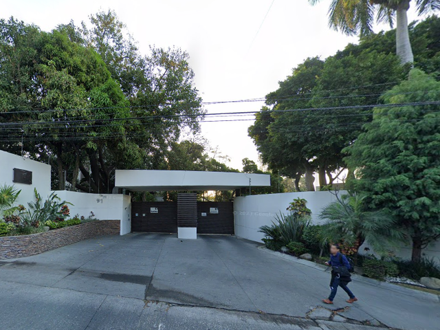 place photo 11