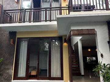 Villa dijual di Tibubeneng - AC, Balkon