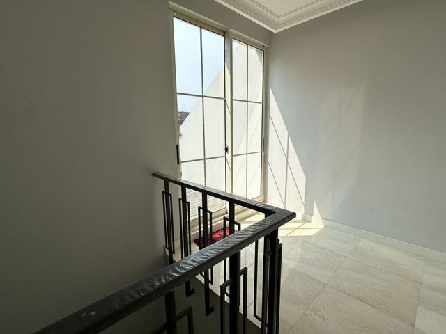 place photo 60