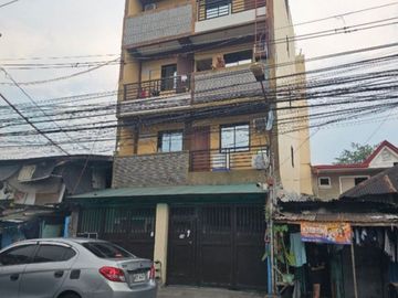For Sale : 5-Storey House Apartment with Parking & Roofdeck along Main Road in Pandacan, Manila (with Tenants)