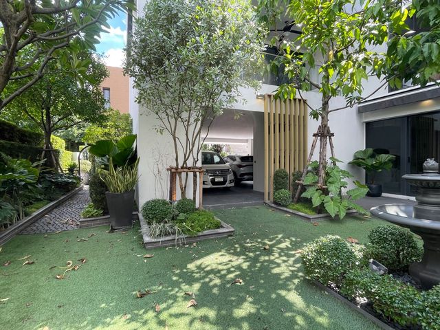 place photo 71