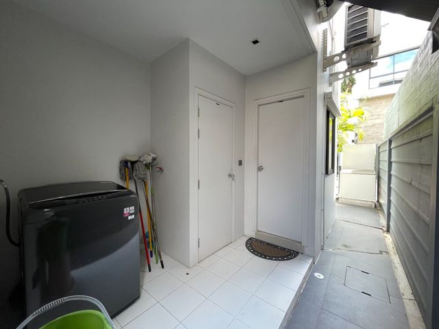 place photo 60