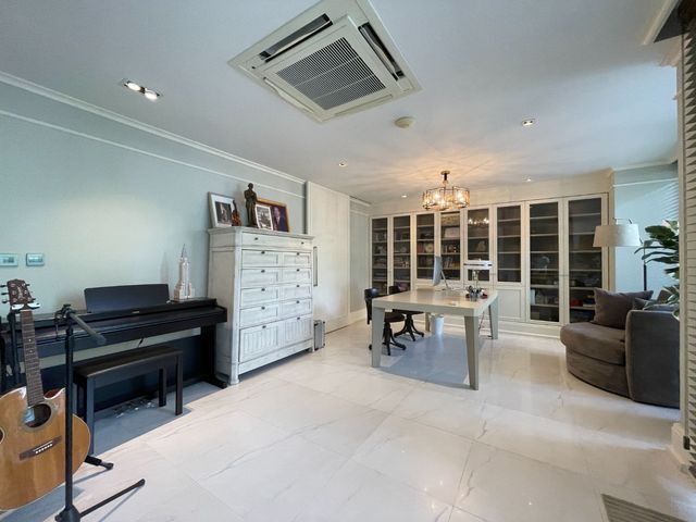 place photo 62
